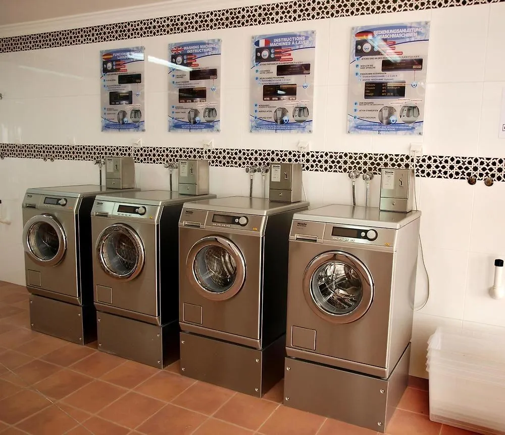 Hotel Apartamentos Bajondillo Торремолинос 4*,  Испания