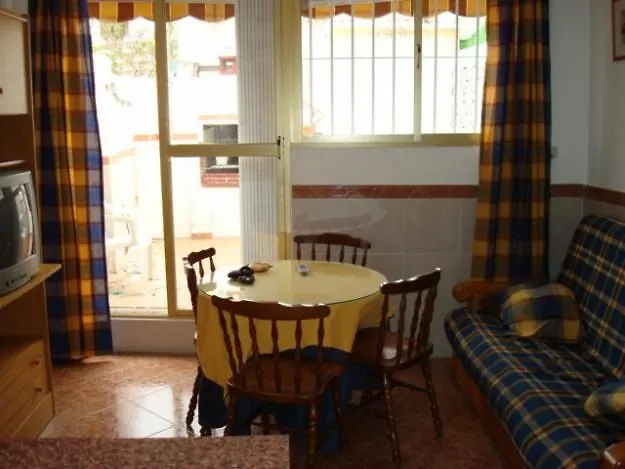 Hotel Apartamentos Bajondillo Торремолинос 4*,  Испания