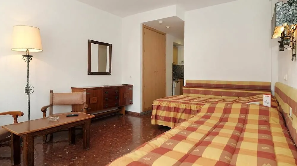 Hotel Apartamentos Bajondillo Торремолинос 4*,  Испания