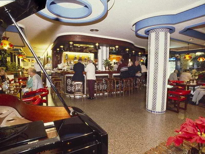 Hotel Apartamentos Bajondillo Τορρεμολίνος 4*,